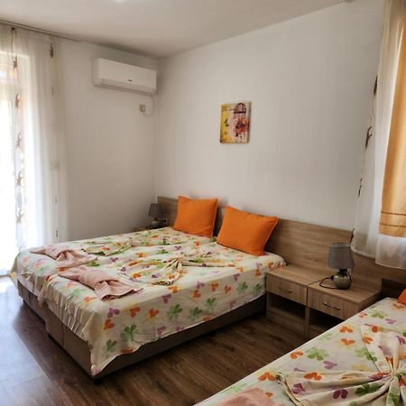 Guest House Ares Sozopol Exterior foto